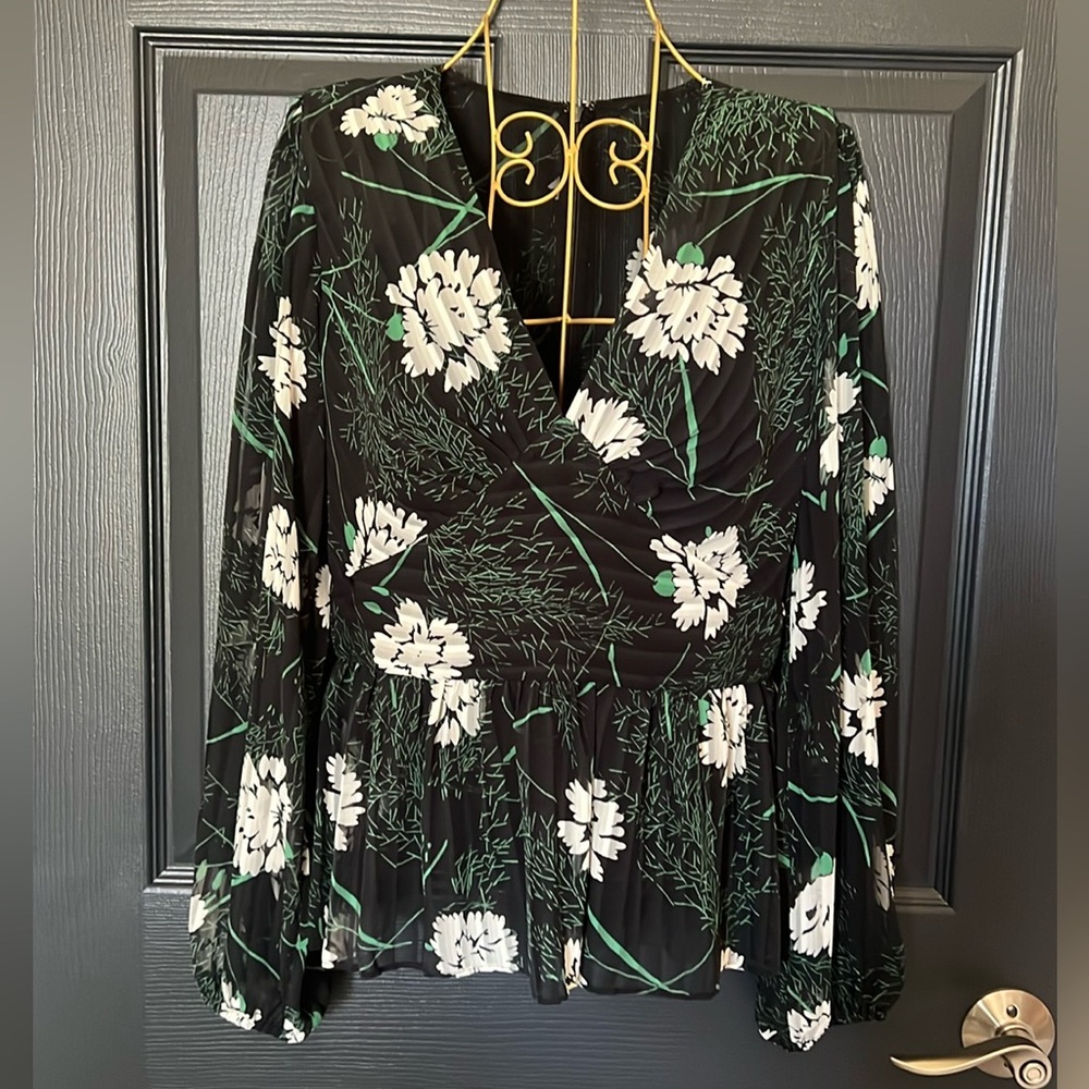 BCBGMaxazria Floral Top